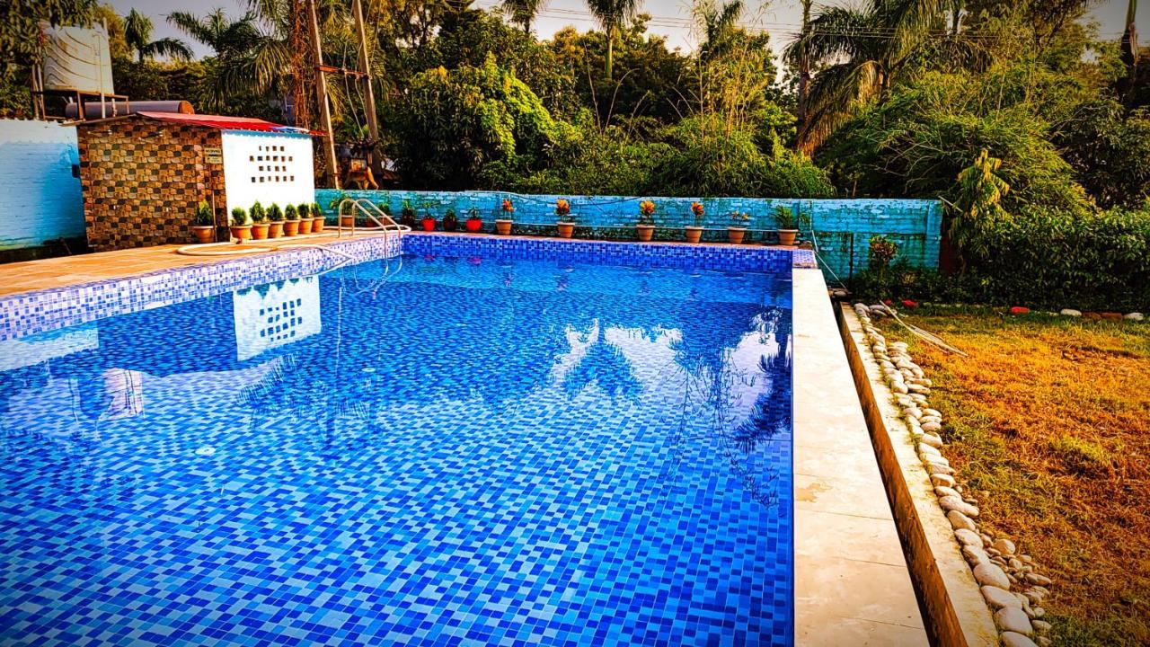 Garjia Wanderlust Corbett Resort מראה חיצוני תמונה