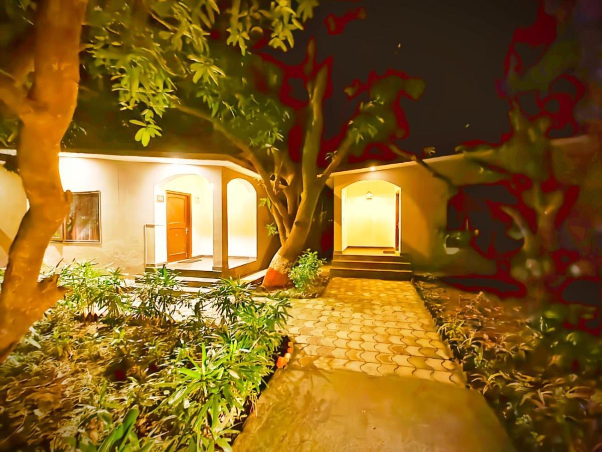 Garjia Wanderlust Corbett Resort מראה חיצוני תמונה